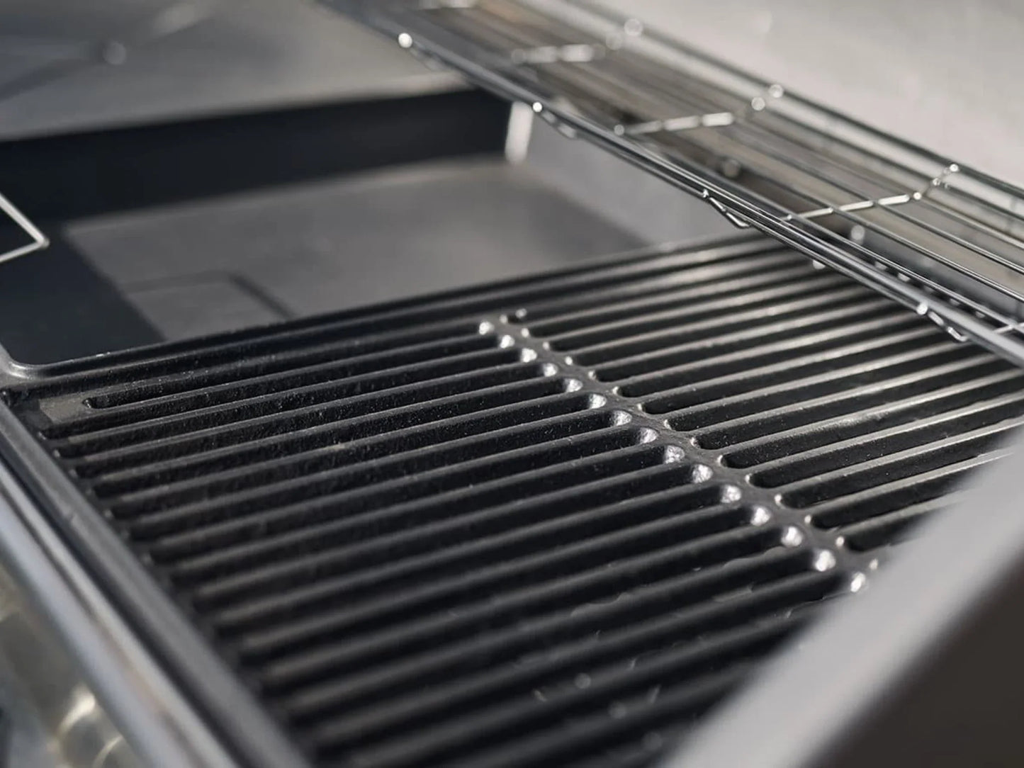Everdure Neo Brighton 6-Burner BBQ Outdoor Kitchen