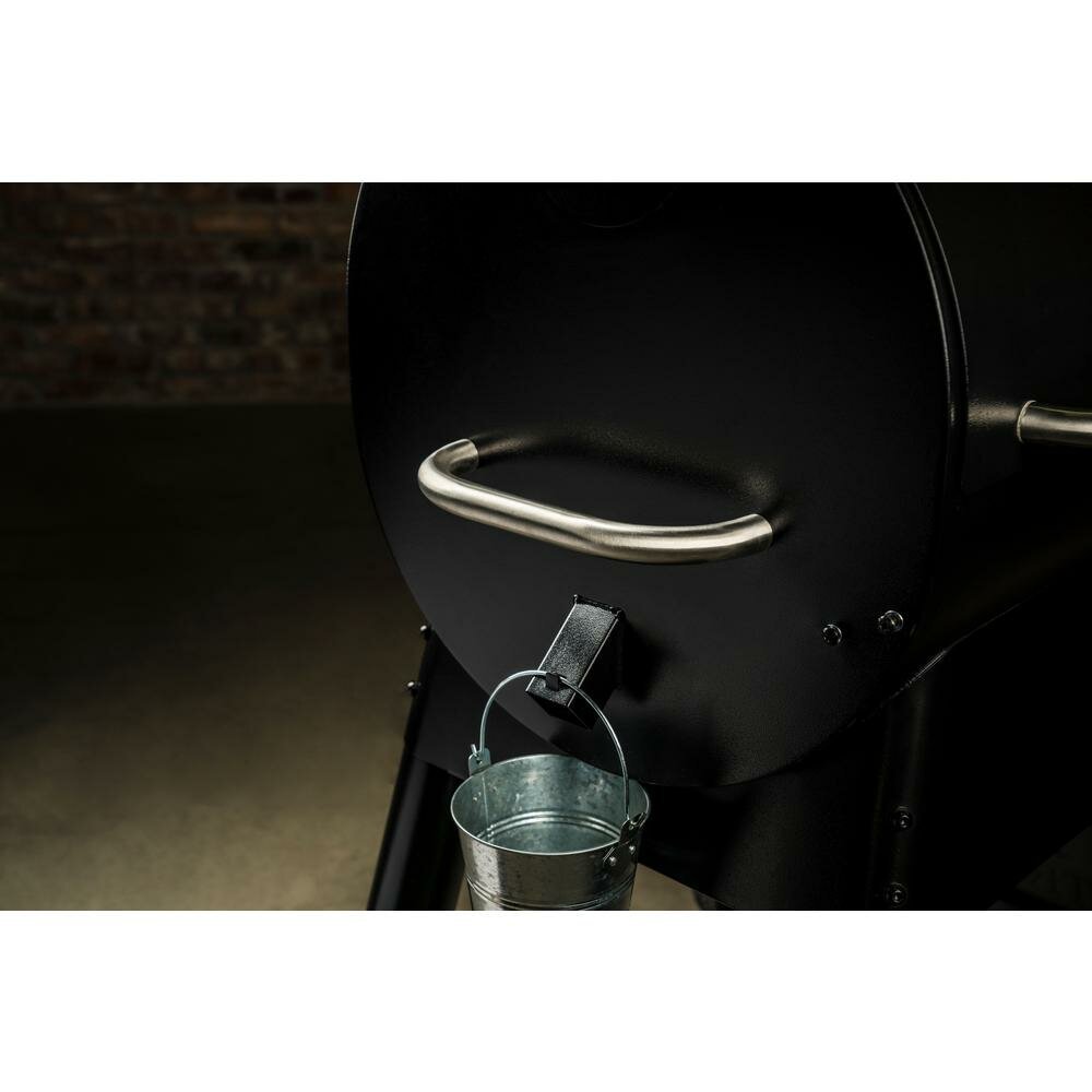 Traeger Pro 780 Wood Pellet Grill TFB78GLEC