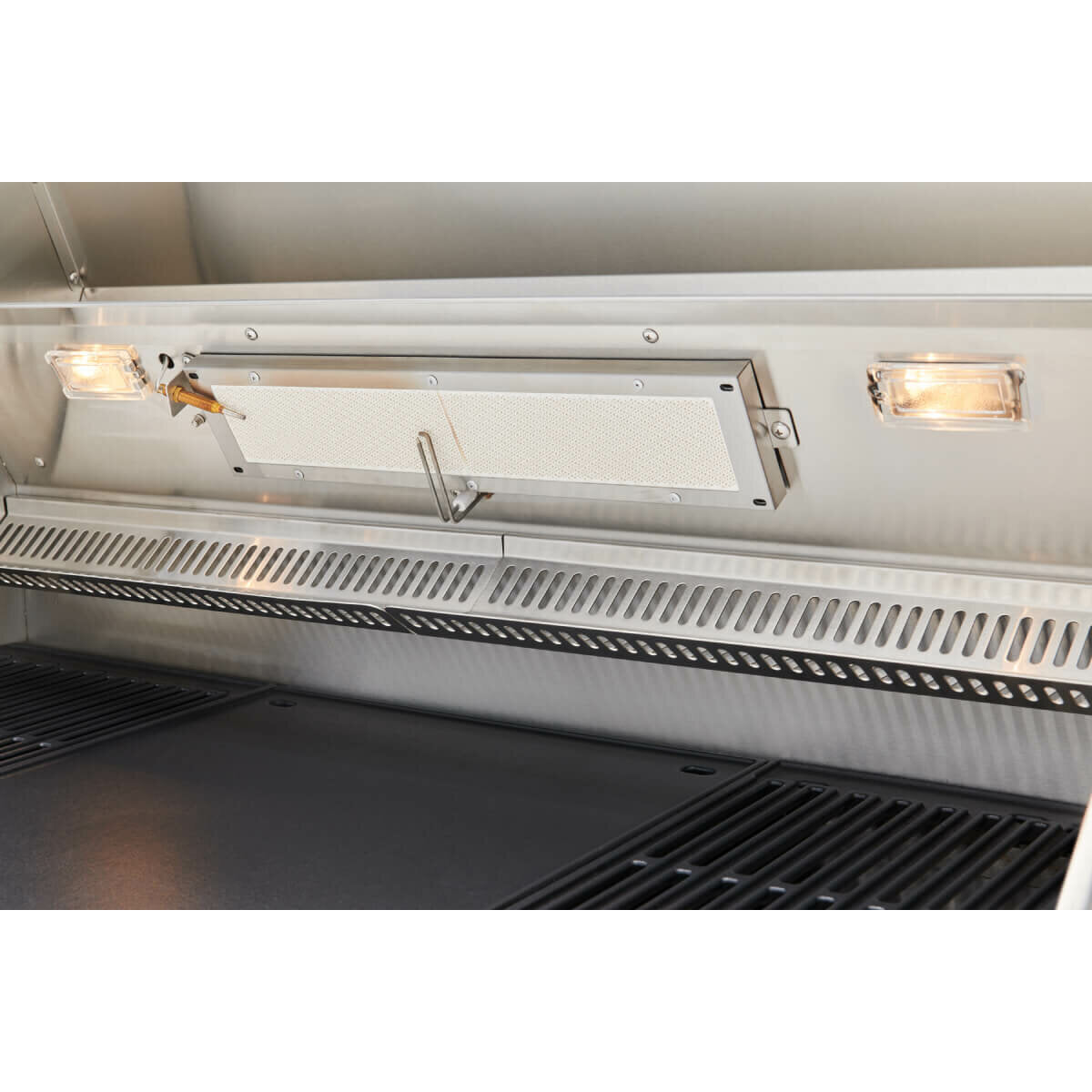 BeefEater 7000 Premium 5 Burner LPG Built In BBQ BBF7655SA